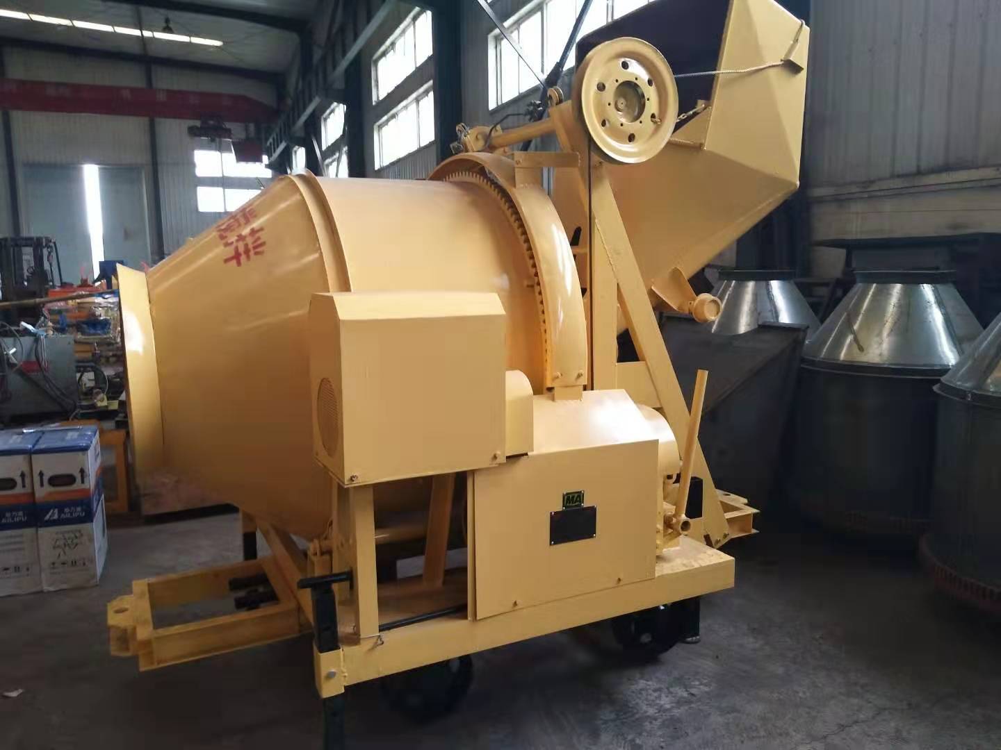 供應煤礦用混凝土攪拌機型號齊全、廠家直銷MJZC-300型混凝土攪拌機