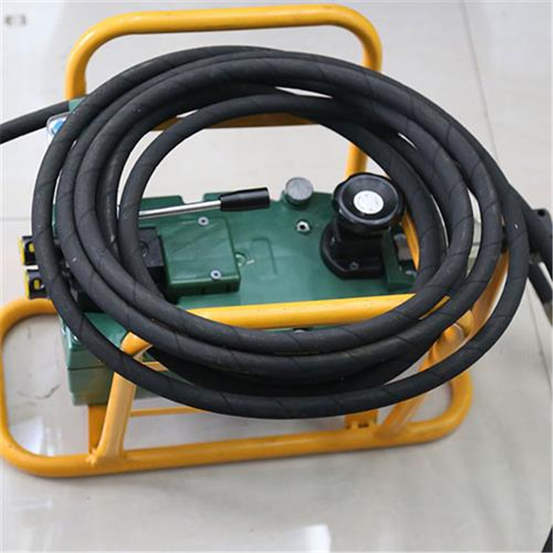 生產(chǎn)MQ系列氣動錨索張拉機具、錨索張拉機具供應(yīng)廠家